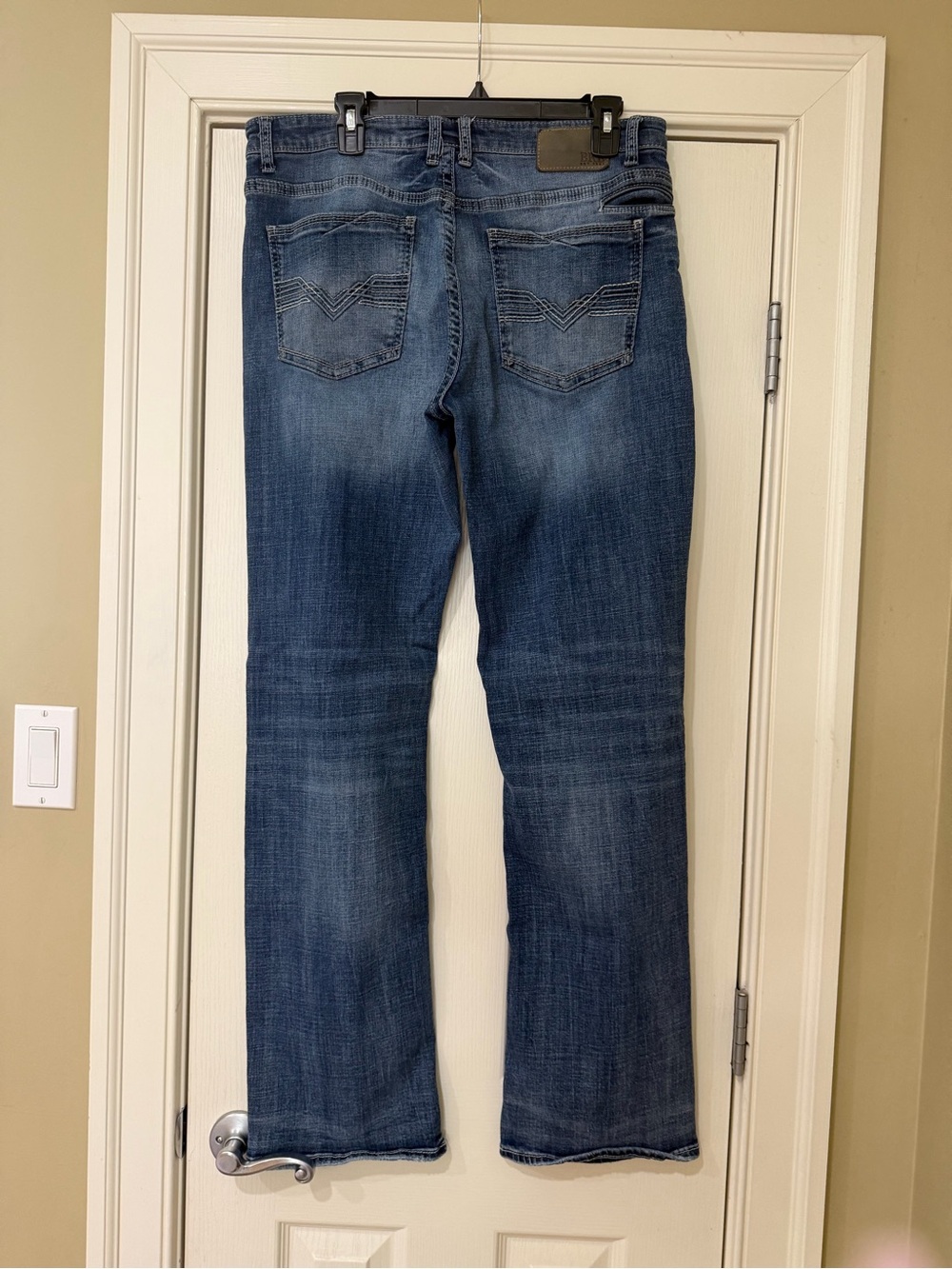 BKE Men's Tyler Bootcut Jeans - Picture 2 of 3